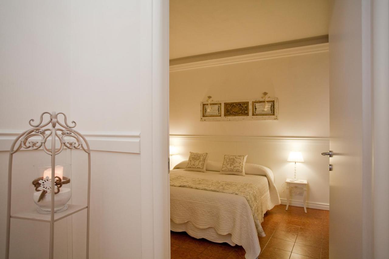 Antica Riva Apartment เวโรนา ภายนอก รูปภาพ