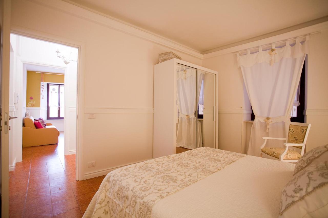 Antica Riva Apartment เวโรนา ภายนอก รูปภาพ